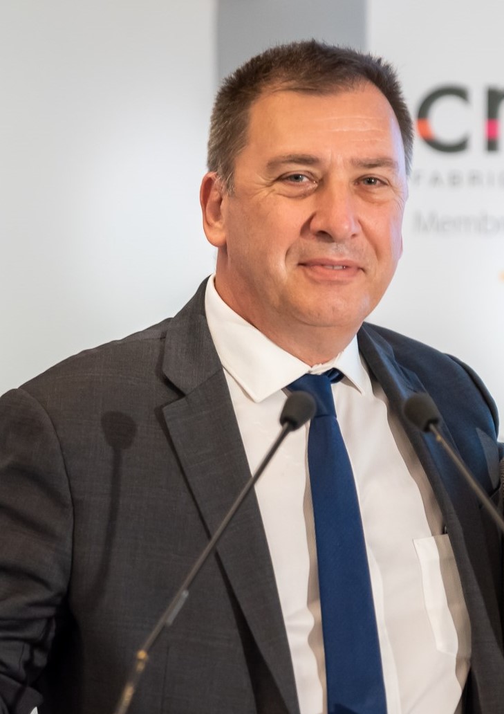 “Faisons de notre diversité de métiers, une force”